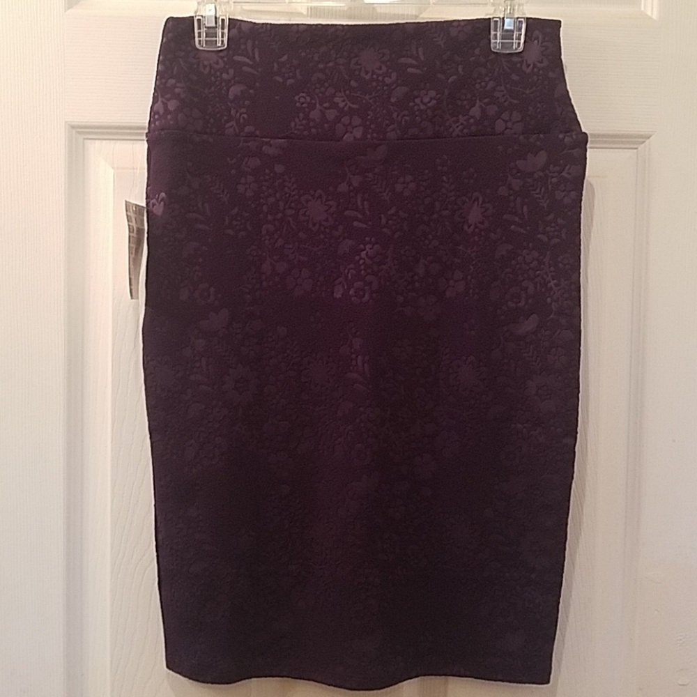 BNWT LuLaRoe Cassie Skirt Deep Purple Flowers